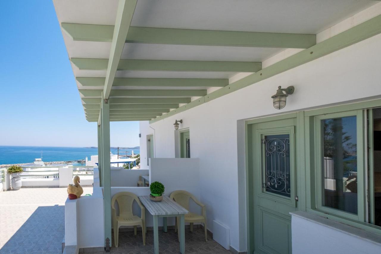 Lorenzo Studios&Suites Paros Naoussa Esterno foto