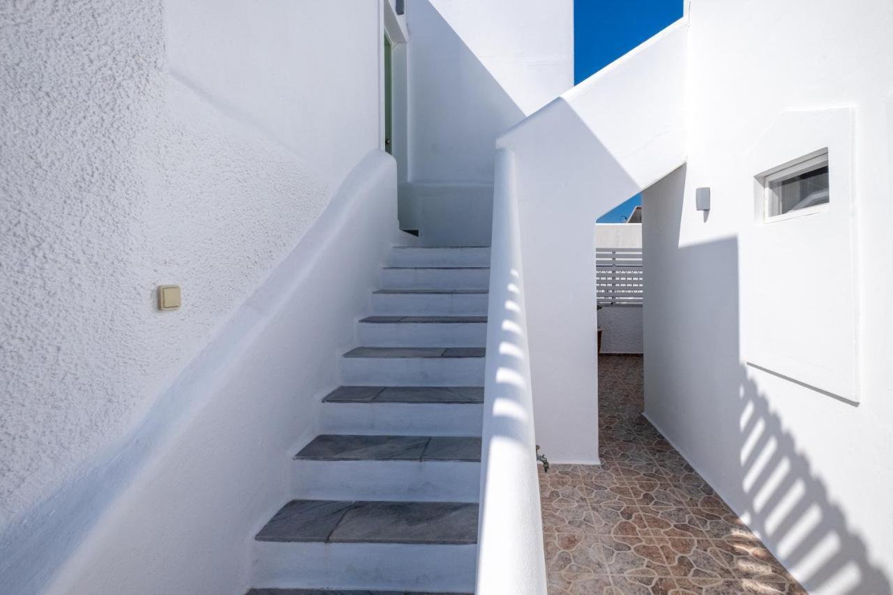 Lorenzo Studios&Suites Paros Naoussa Esterno foto