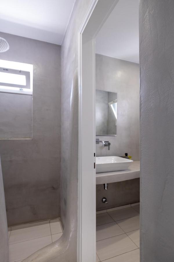 Lorenzo Studios&Suites Paros Naoussa Esterno foto