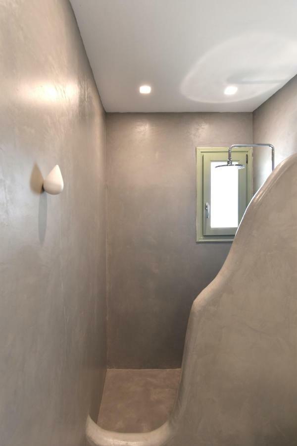 Lorenzo Studios&Suites Paros Naoussa Esterno foto